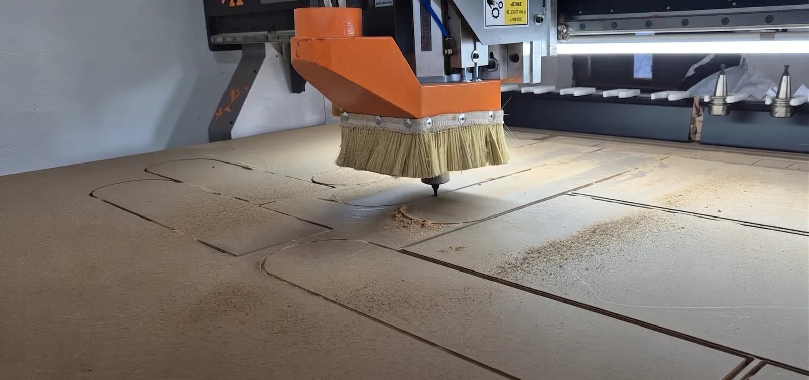 MDF / iverica — 2